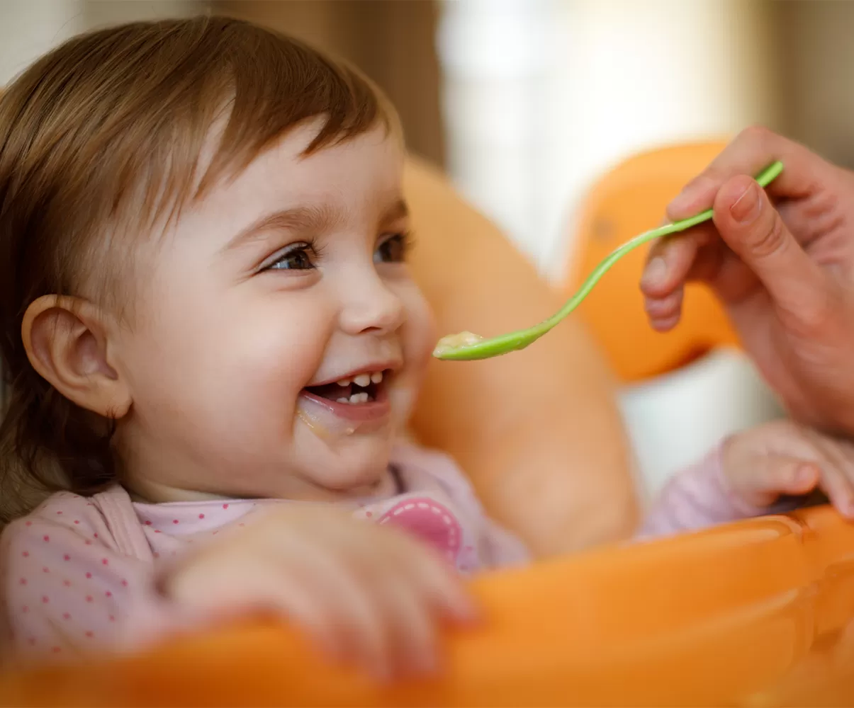 Neonati, bambini e adolescenti
